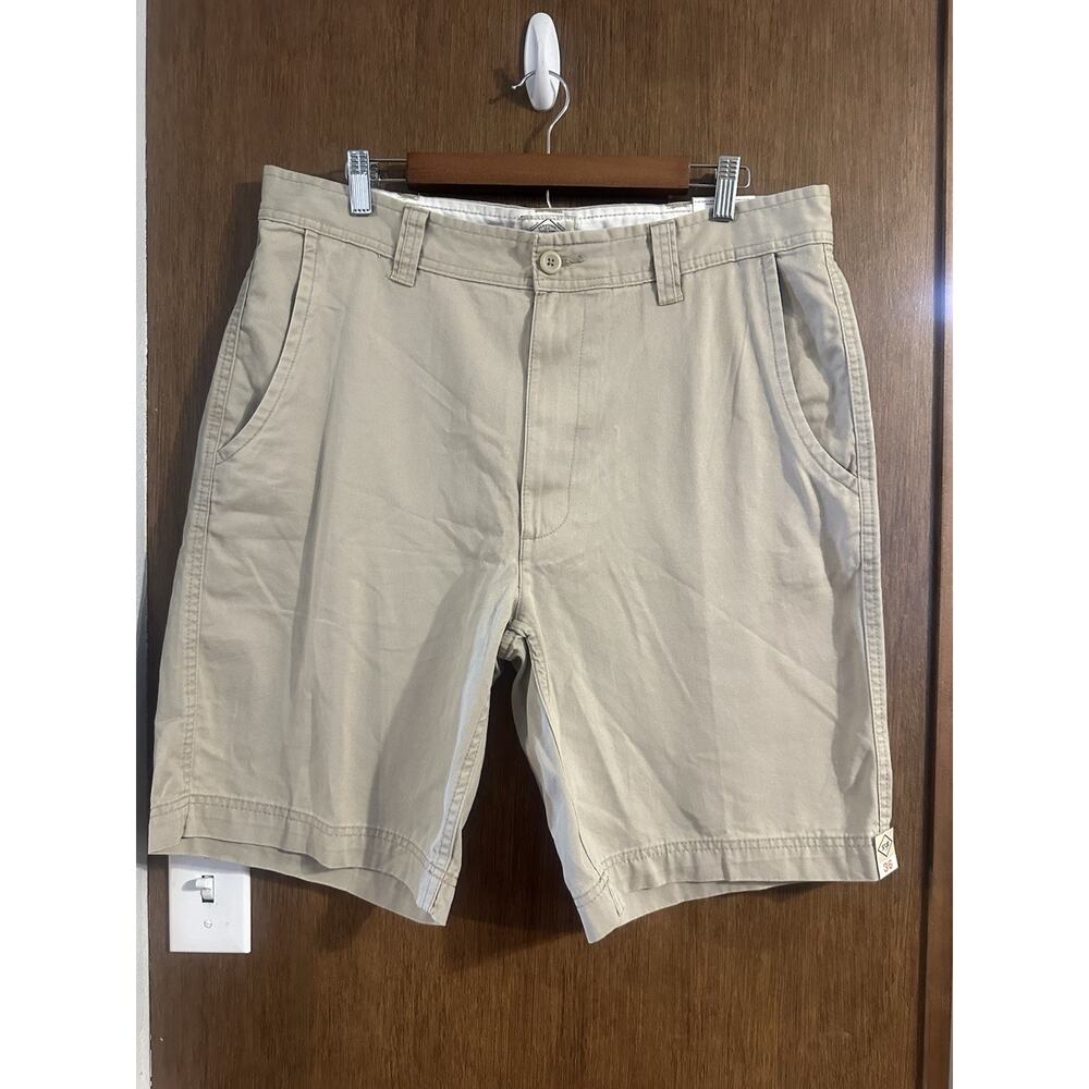St. Johns Bay Legacy Flat Front Short Khaki 10”inseam sz 36 mens cotton golf